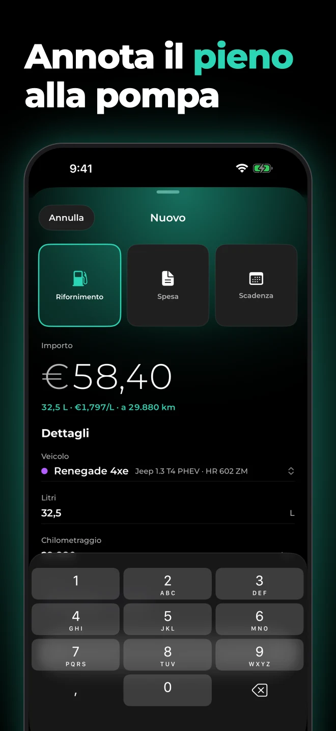 Foglio Nuovo di CostoAuto con un rifornimento in compilazione: importo, veicolo, litri e chilometraggio, con la tastiera numerica aperta.